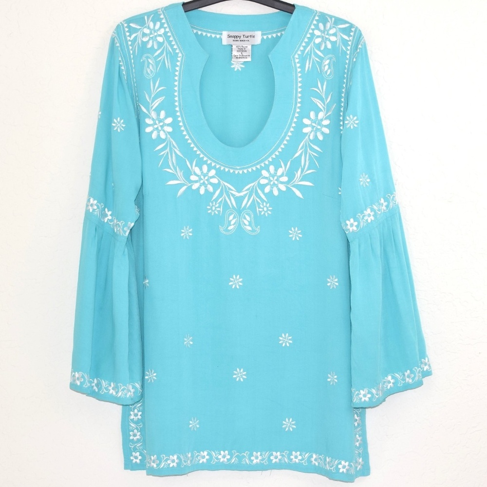 😎 Snappy Turtle Tunic S Embroidered Horseshoe Neckline Bell Sleeve Blue Blouse